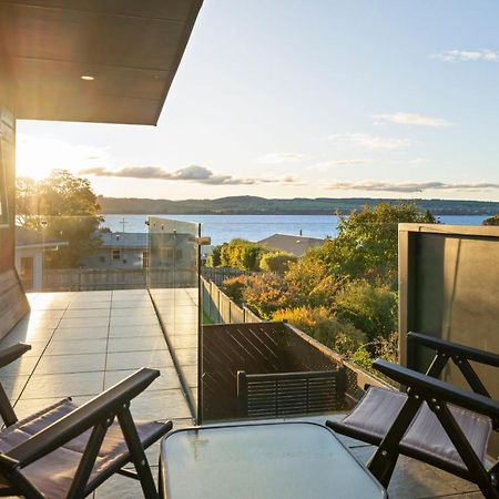 Taupo Escape - Rainbow Point Holiday Home Eksteriør billede