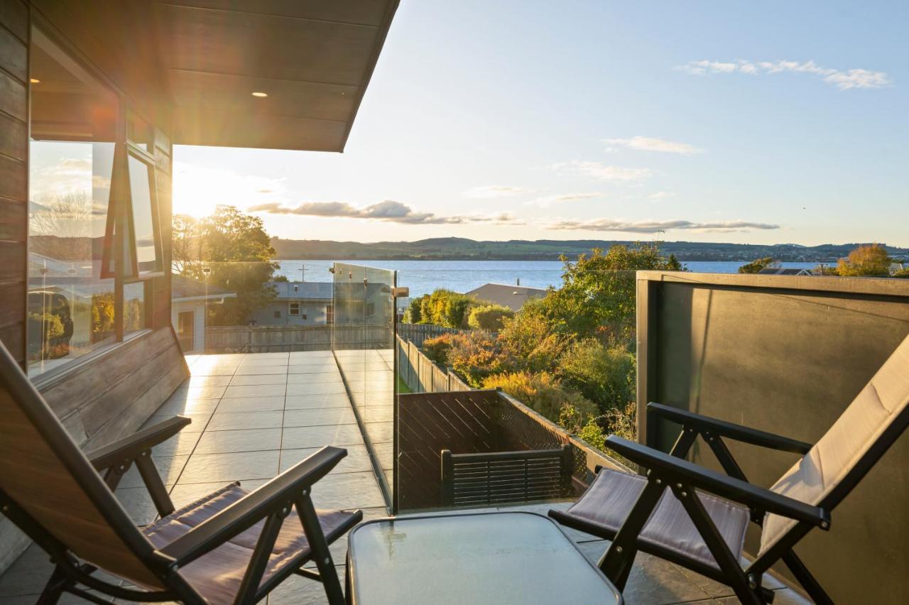 Taupo Escape - Rainbow Point Holiday Home Eksteriør billede
